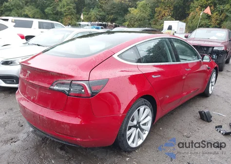 2018 Tesla Model 3 Long Range/Performance из США, поврежденный, VIN 5YJ3E1EBXJF091716
